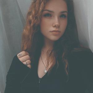 Angelina25